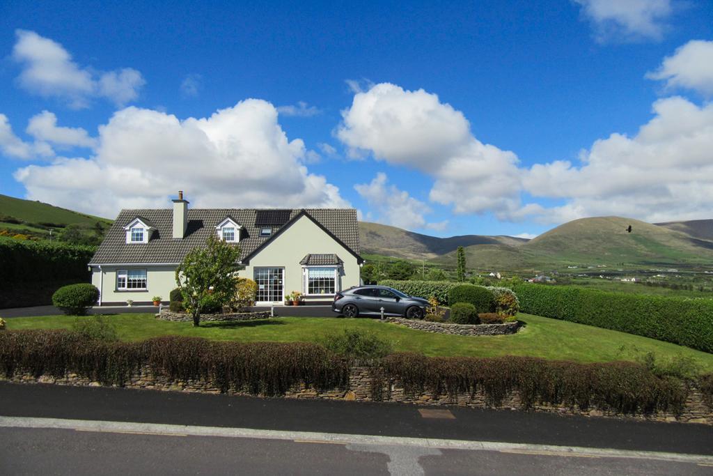 Doonshean View Bed And Breakfast Dingle Bagian luar foto