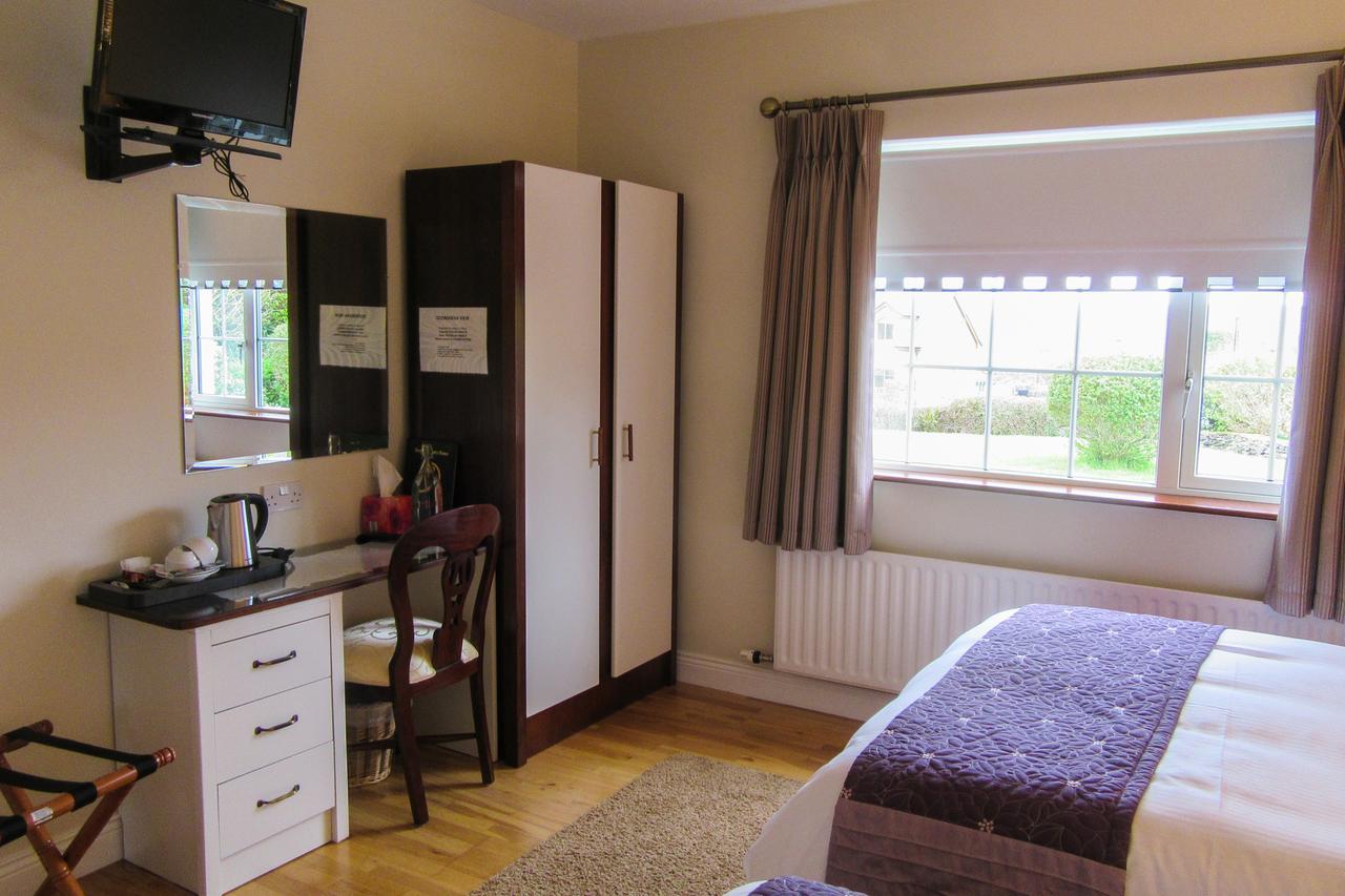 Doonshean View Bed And Breakfast Dingle Bagian luar foto